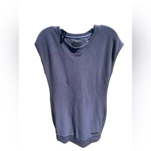 Under Armour Navy Blue‎  Short Sleeve Texture Pattern